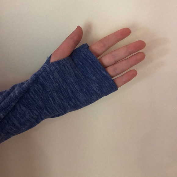 Blue fleece - Picture 3 of 4